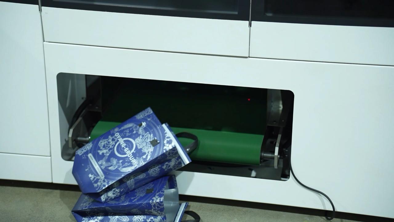 8 Auto defect rejection system 8 ระบบปฏิเสธข้อบกพร่องอัตโนมัติ