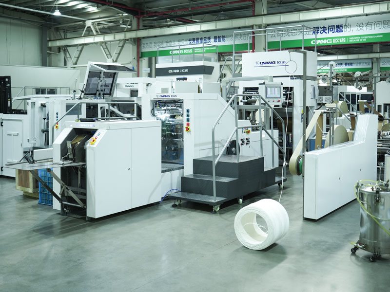 OYANG Machinery A Series เครื่องผลิตถุงกระดาษทรงสี่เหลี่ยมด้านล่างพร้อมที่จับแบบบิดทางออนไลน์